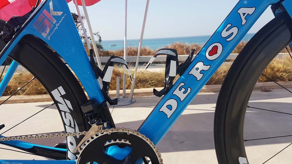 Elite Custom Race Plus bottle cages for the Pro Continental team