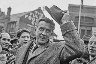 Vic Buckingham arrives at Fulham in January 1965.