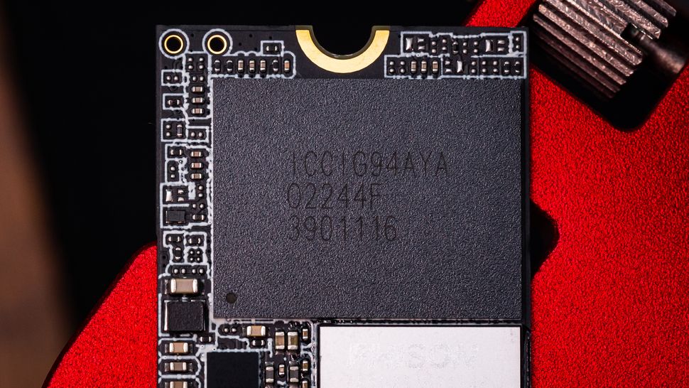 Sabrent Rocket 2230 SSD Review: Tiny Powerhouse | Tom's Hardware
