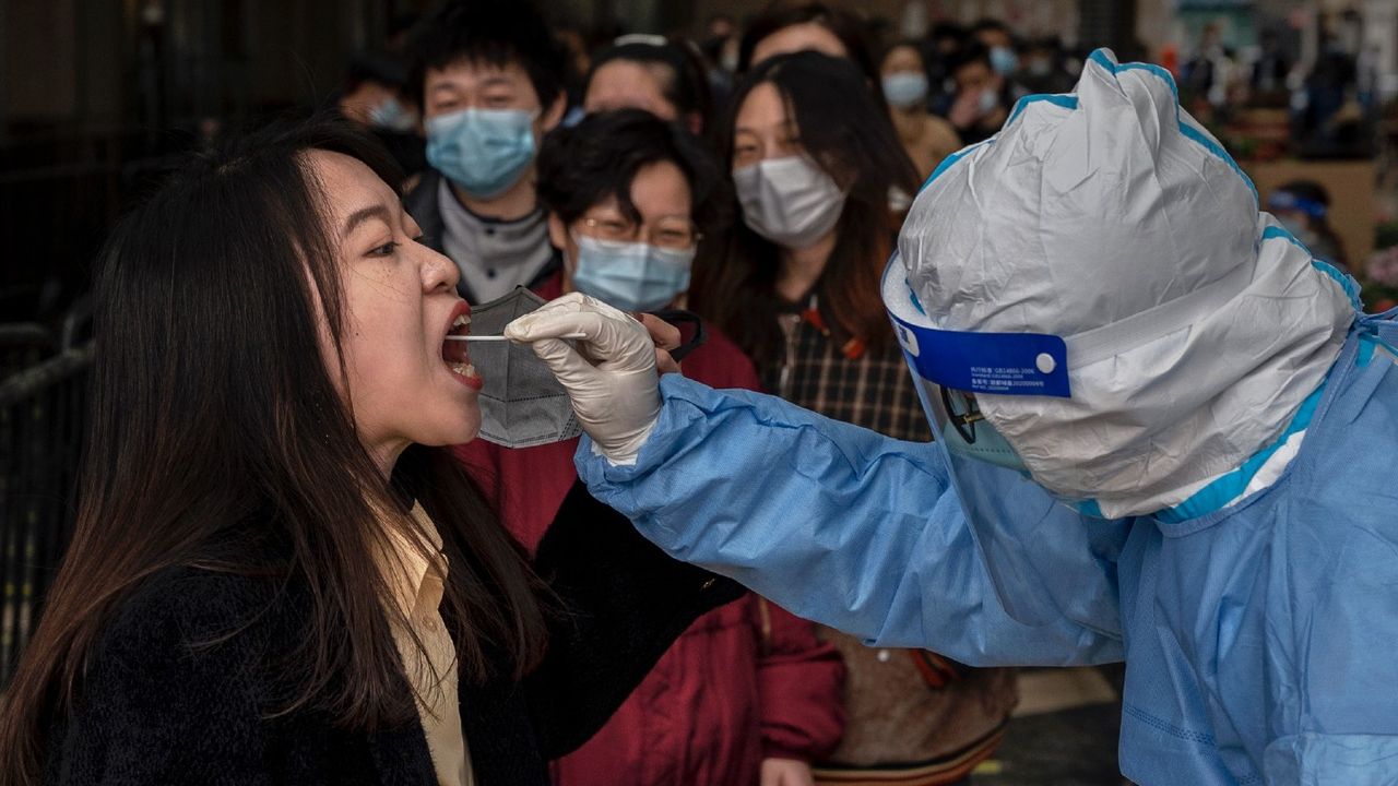 Woman getting Covid test