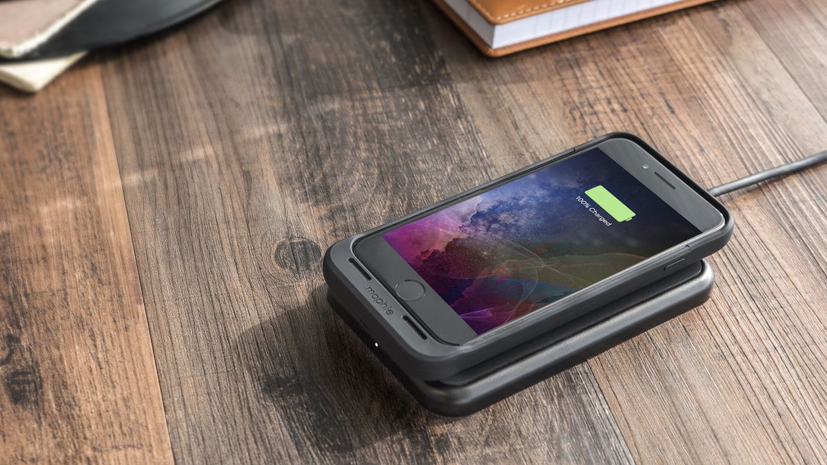Your iPhone 7 can now use wireless charging with this Mophie battery