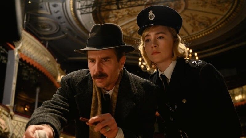 Sam Rockwell and Saoirse Ronan in See How They Run