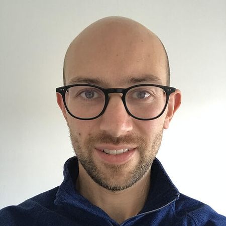 Tech Writer Tom Wieckowski