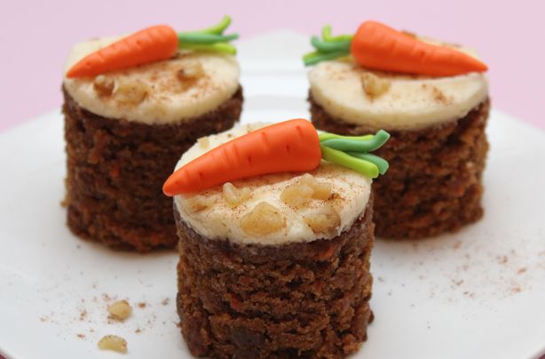 Carrot cake decorations