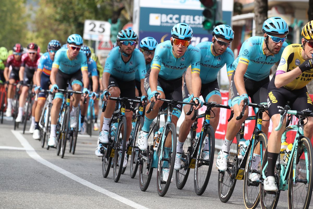 Astana lead the peloton at the GP Bruno Beghelli
