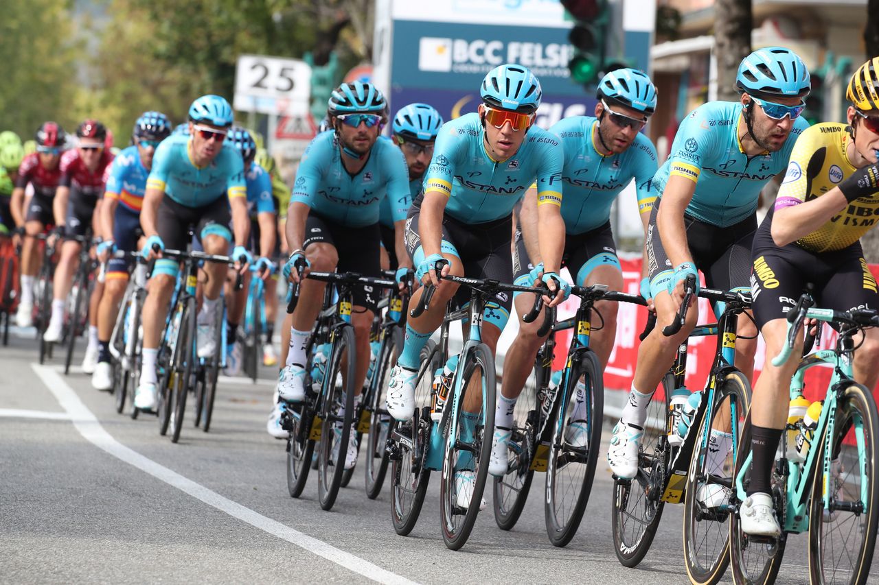 Astana lead the peloton at the GP Bruno Beghelli
