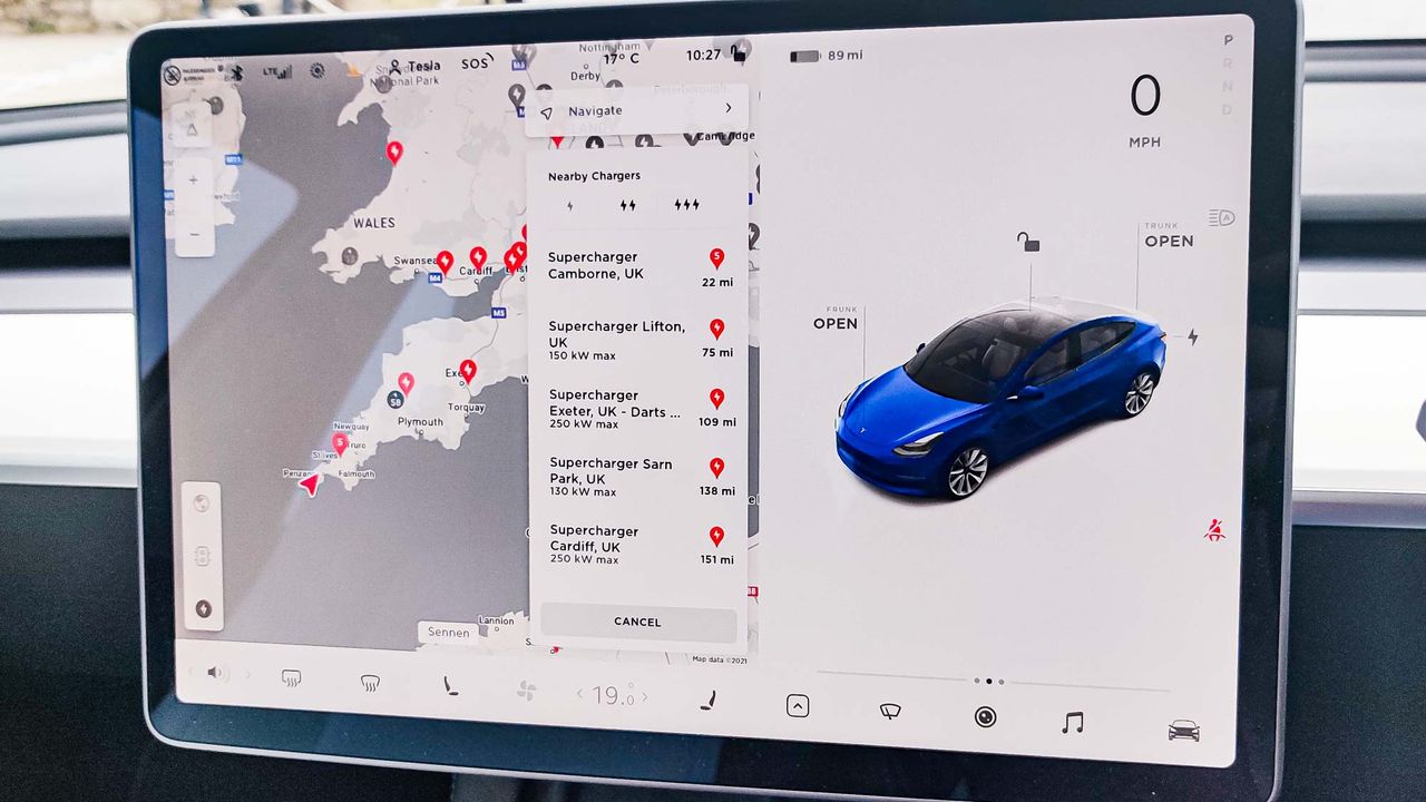 Tesla Model 3 dash display