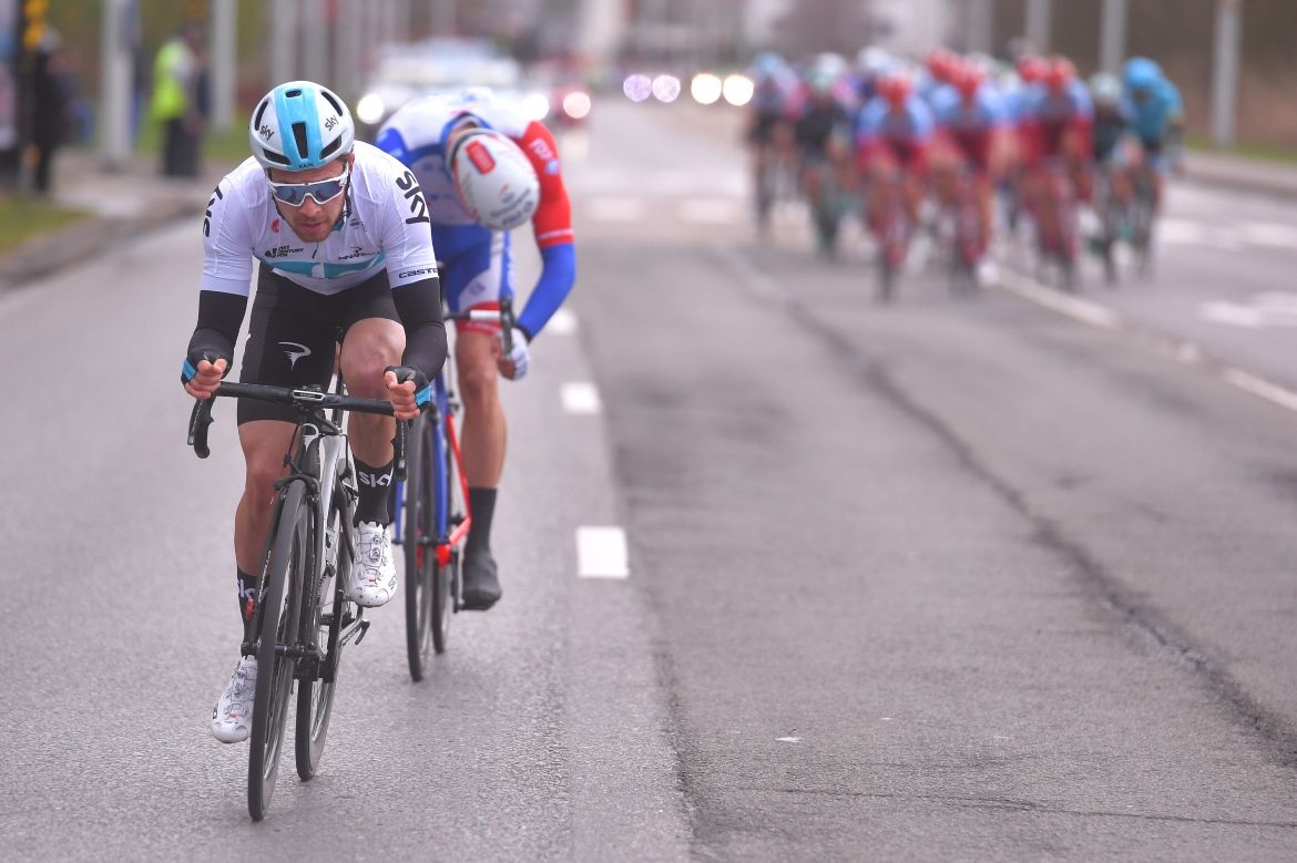 Owain Doull (Team Sky) attacks