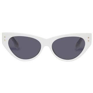 sunglasses trends 2022 include white framed sunglasses like these cat eye ones from Le Specs