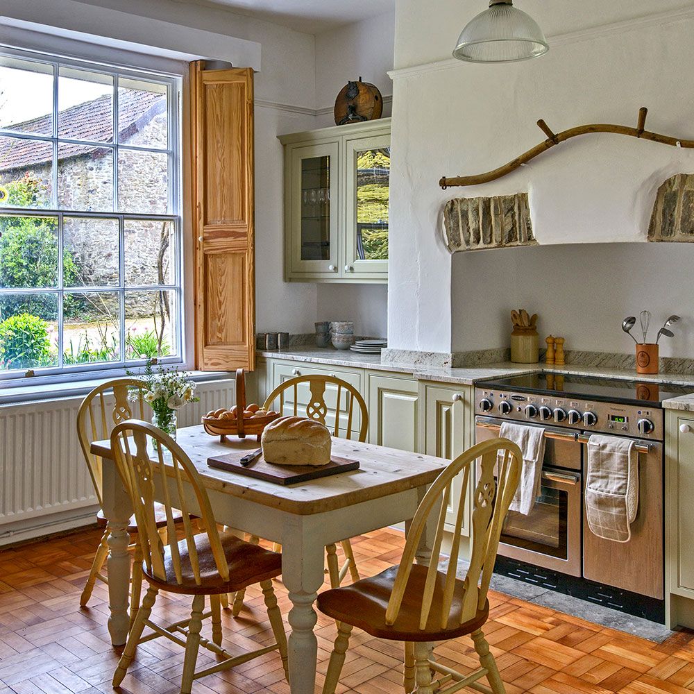 Take a look around this stunning Georgian holiday home in Devon | Ideal ...