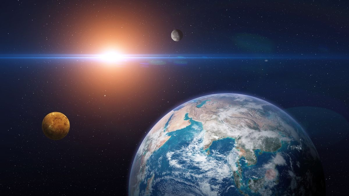 ¿Qué planeta está más cerca de la Tierra?  (Pista: hay más de una respuesta correcta).