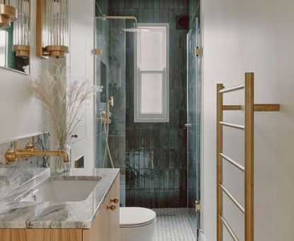 A small and narrow bathroom