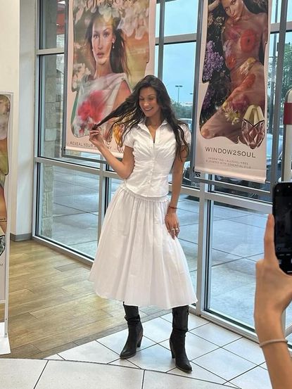 Celebs and It Girls Keep Wearing the Poplin Skirt Trend | Who What Wear