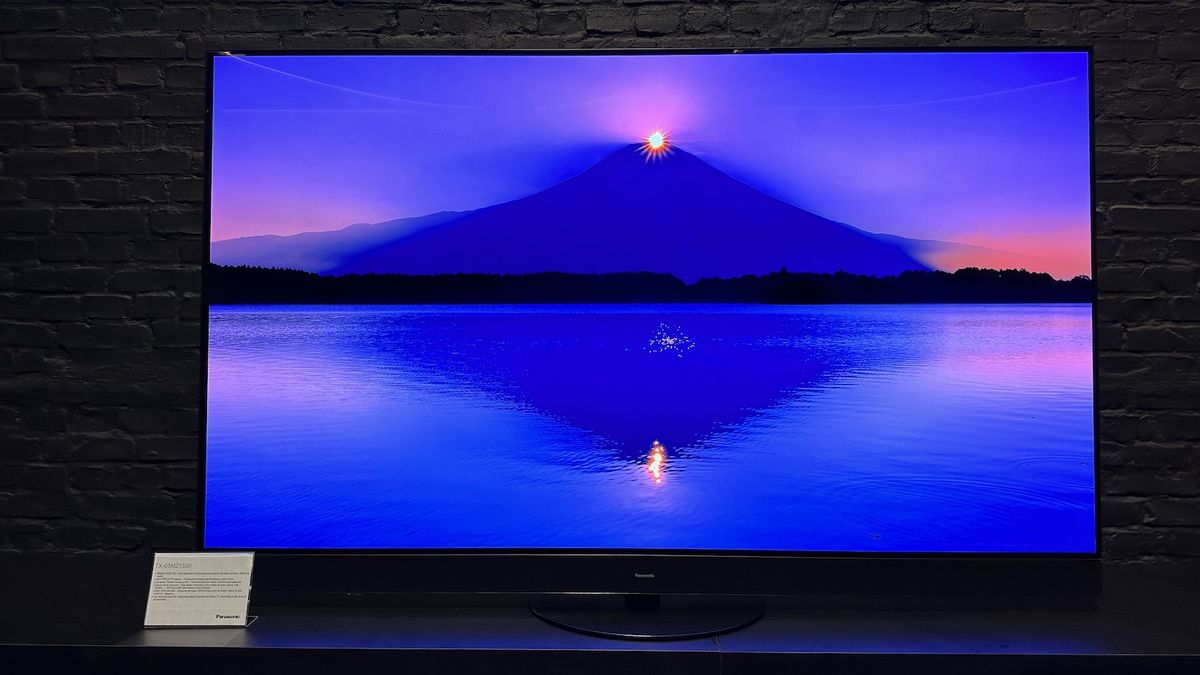Panasonic MZ1500 hands-on: step-down OLED TV to rival the LG C3 | What ...