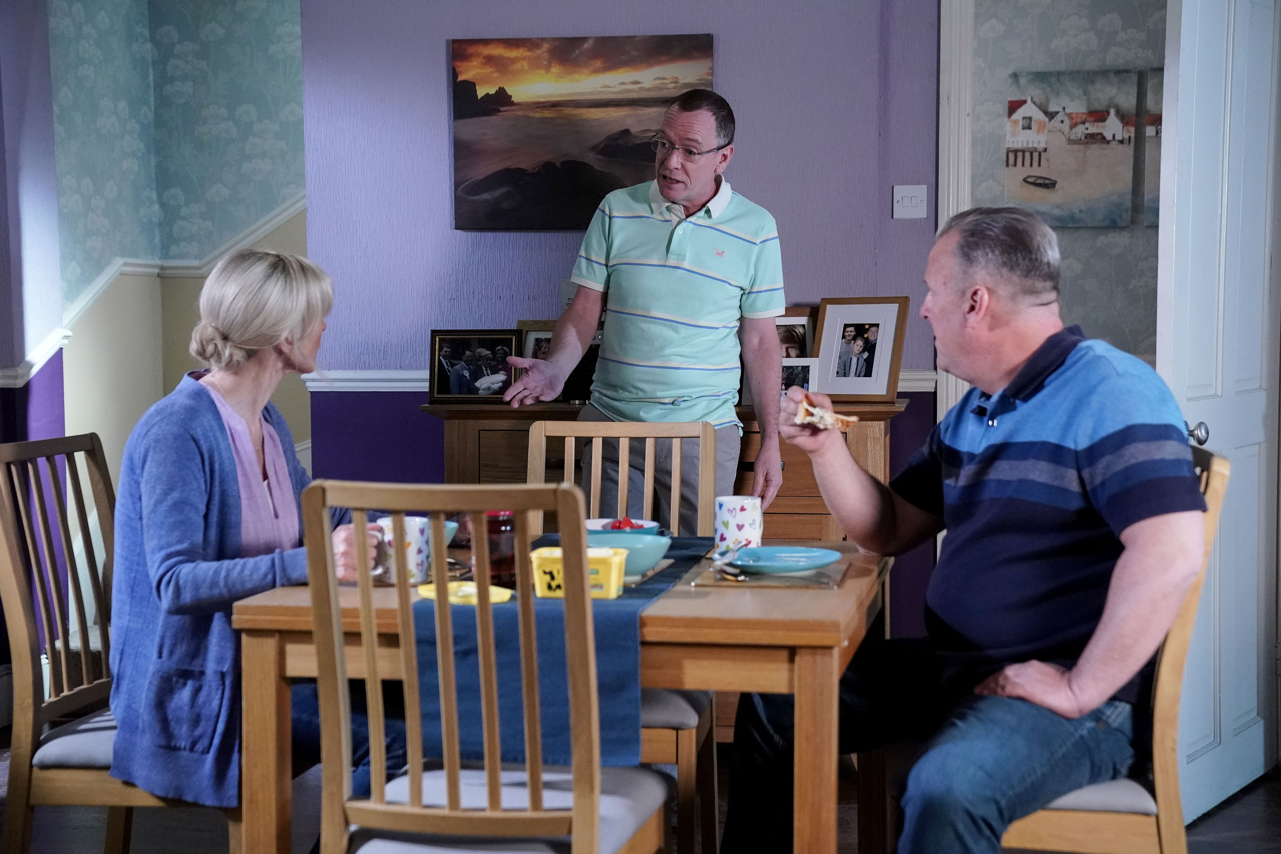 EastEnders spoilers, Kathy Beale, Ian Beale, Harvey Monroe