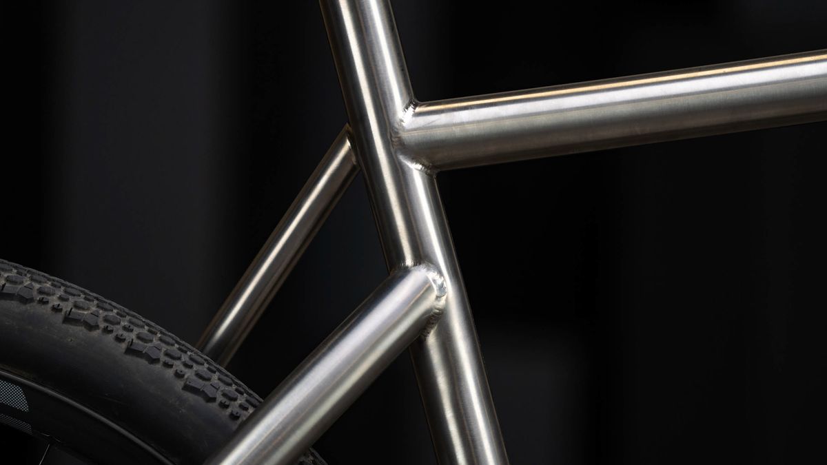 Enve Builders Roundup 2022 - Weis Hammer Gravel Ti