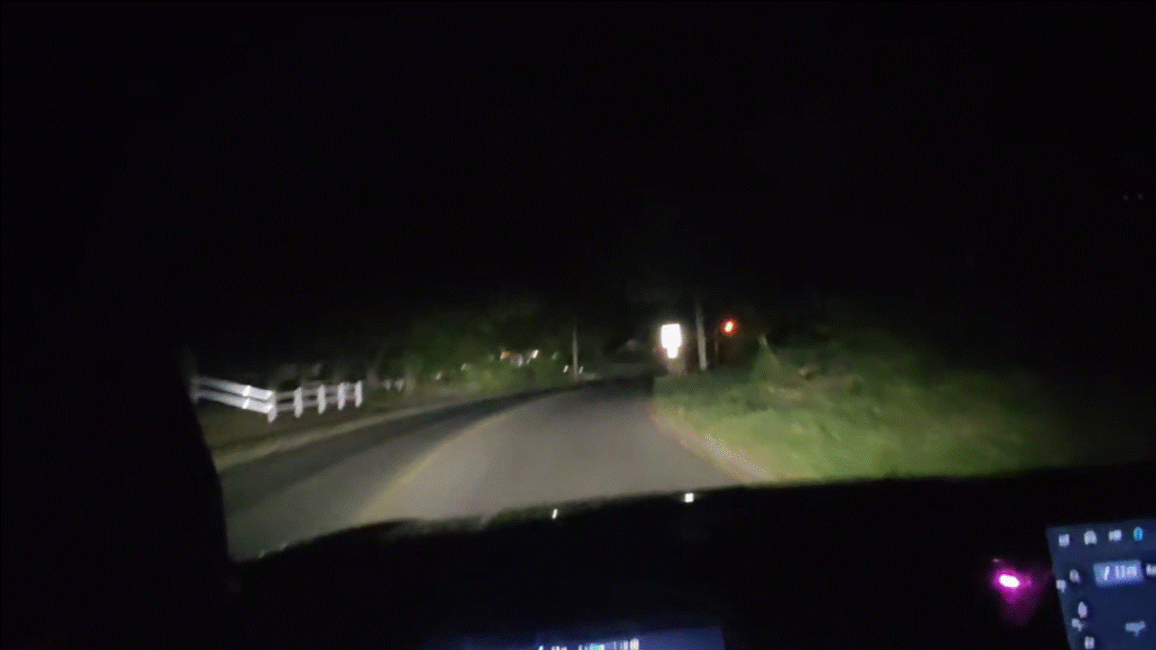 2025 Ford F-150 Lightning test drive.