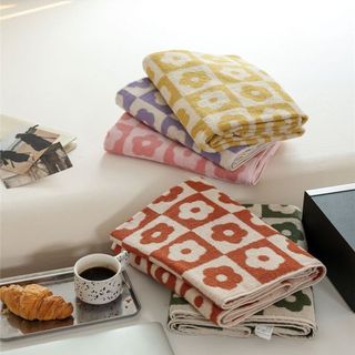 Checkered floral towels