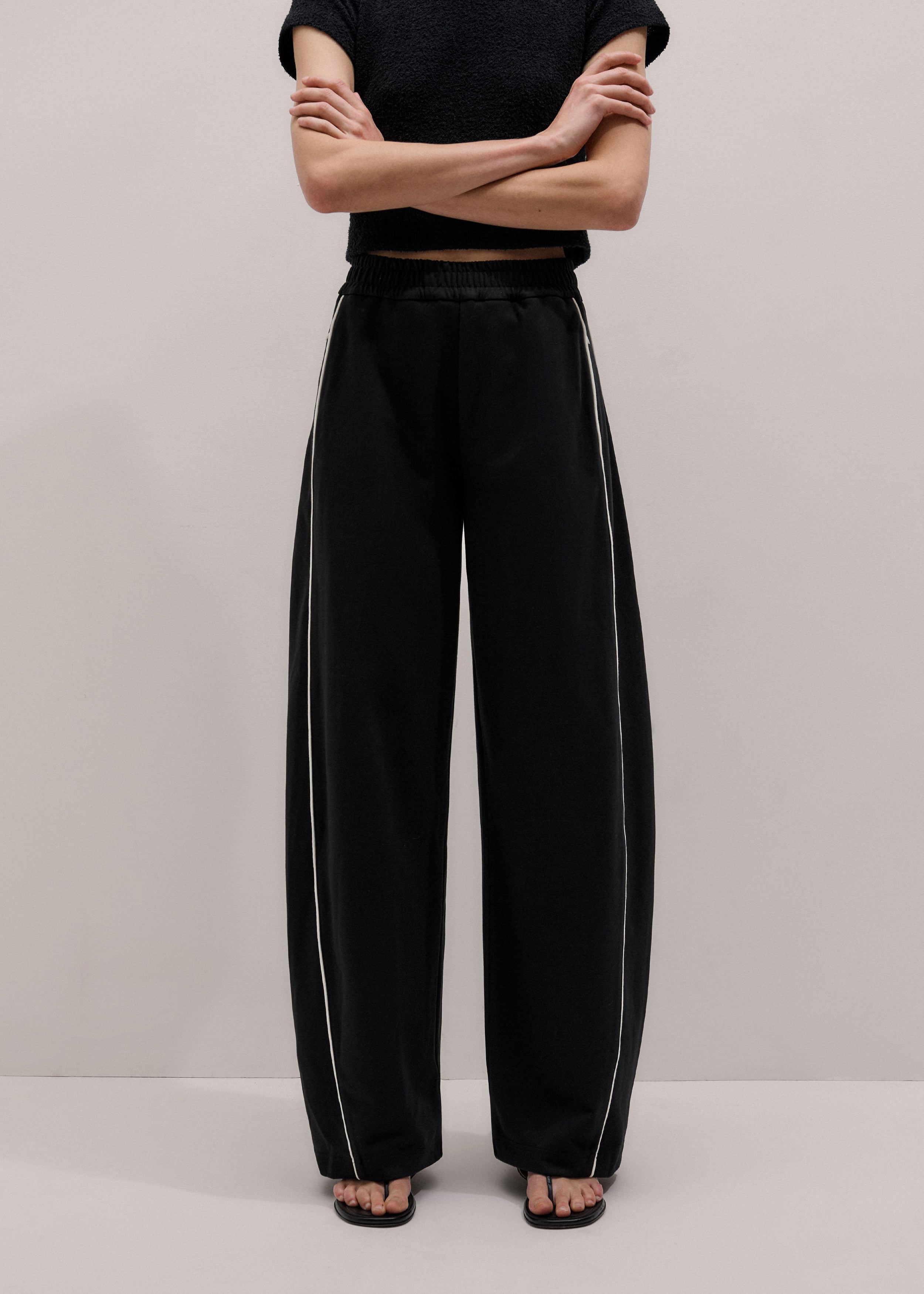 Wide Barrel Track Pant