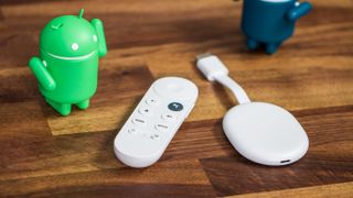 Chromecast với Google TV HD với số liệu Android trên bảng