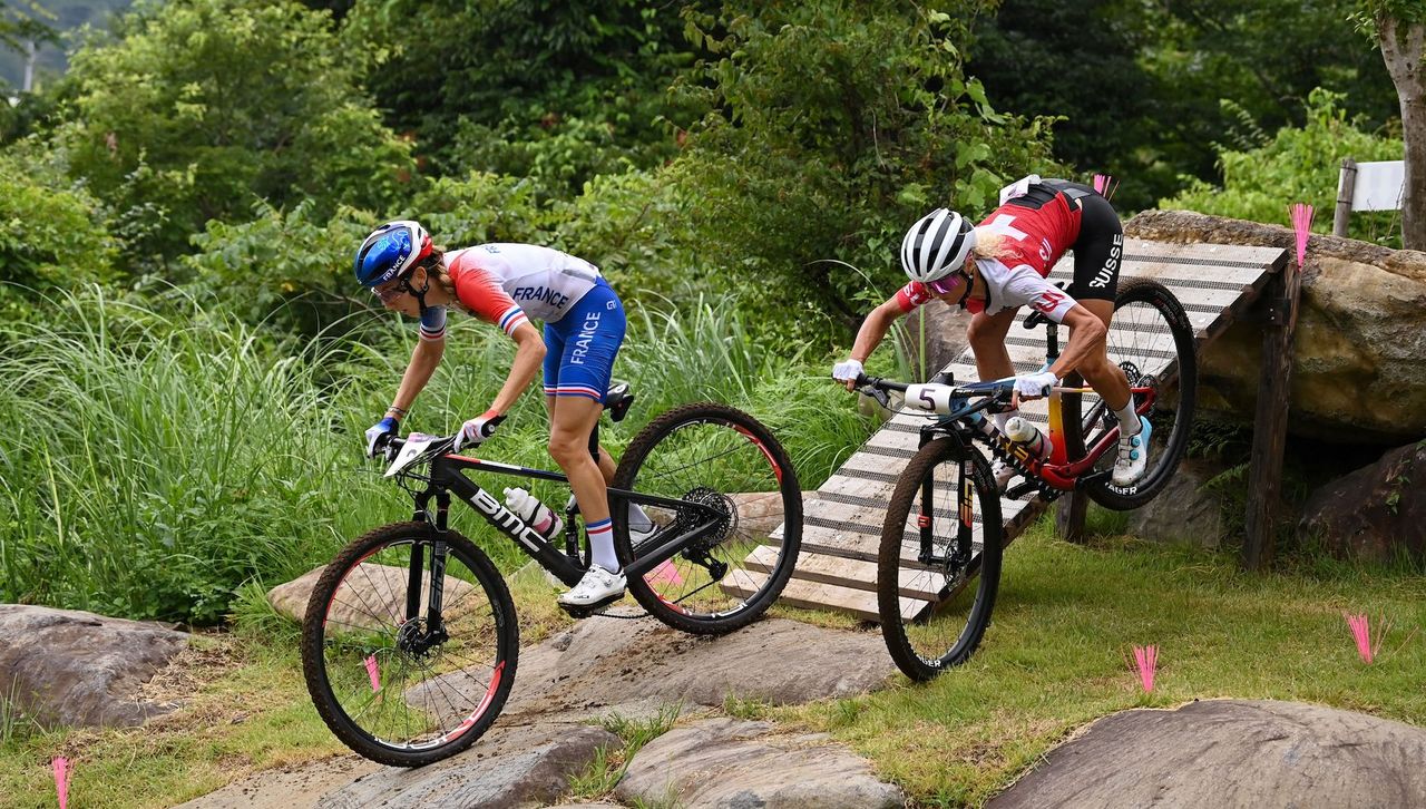 Pauline Ferrand-Prévot and Jolanda Neff 