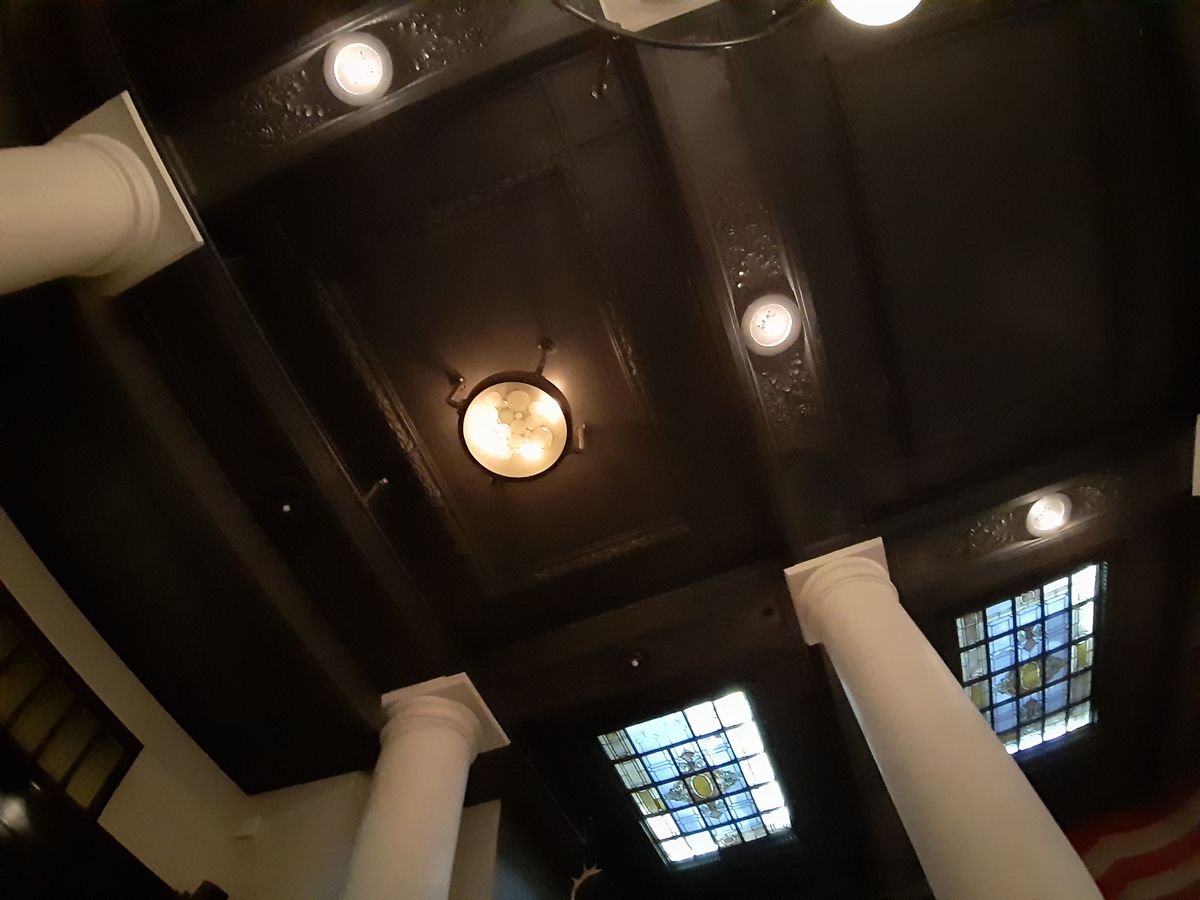 Main wide angle camera sample
