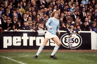 Colin Bell playing for Manchester City against Burnley, 1970