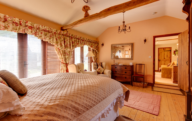 Lodge Farm.Little Henny-35
