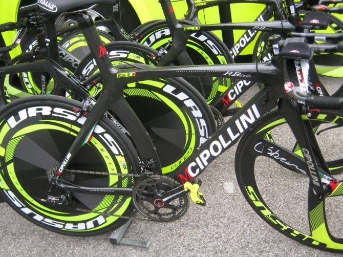 Neri Sottoli use Cipollini RB1000 TT bikes