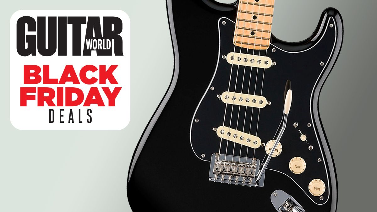 Gilmour Black Strat lookalike: $649 at GC for Black Friday