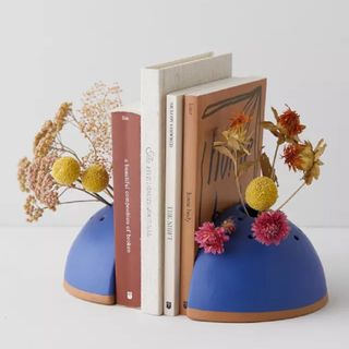 A set of two ceramic bookends