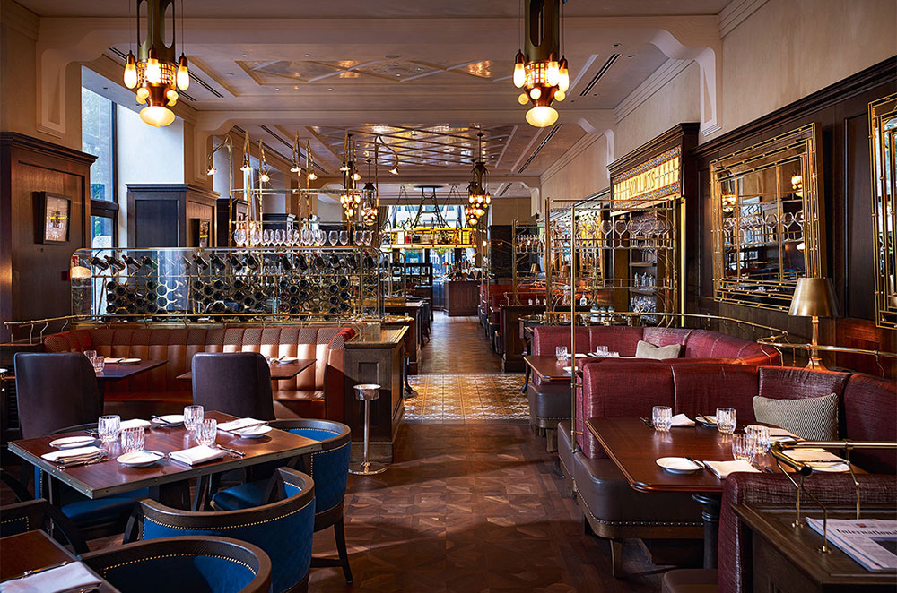 Kollazs Brasserie and bar