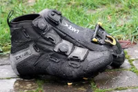 best winter cycling shoes: Lake CX145