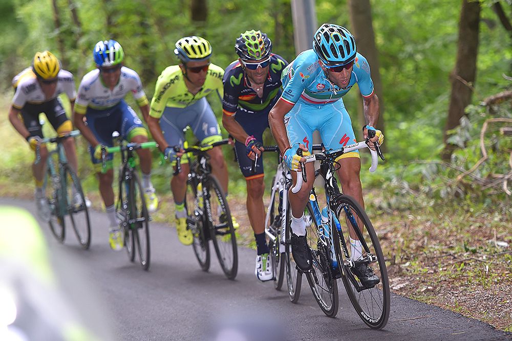 Vincenzo Nibali (Astana) attacks on the climb, Alajandro Valverde (Movistar) chases
