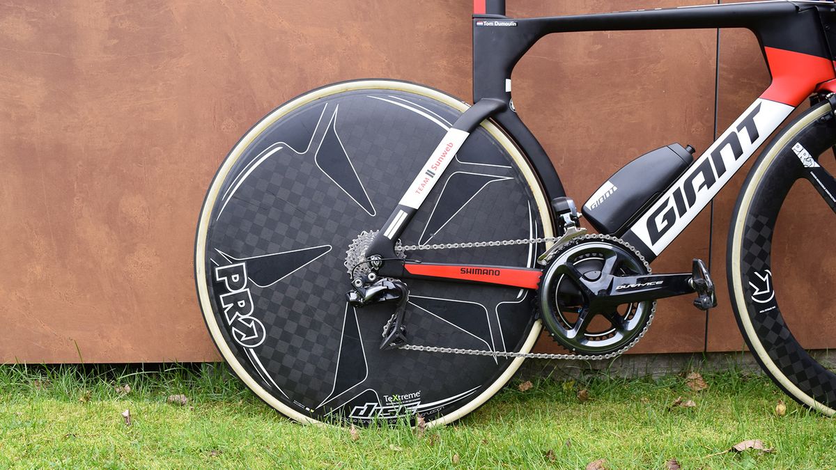 A Pro Textreme Disc sits at the rear end of the bike