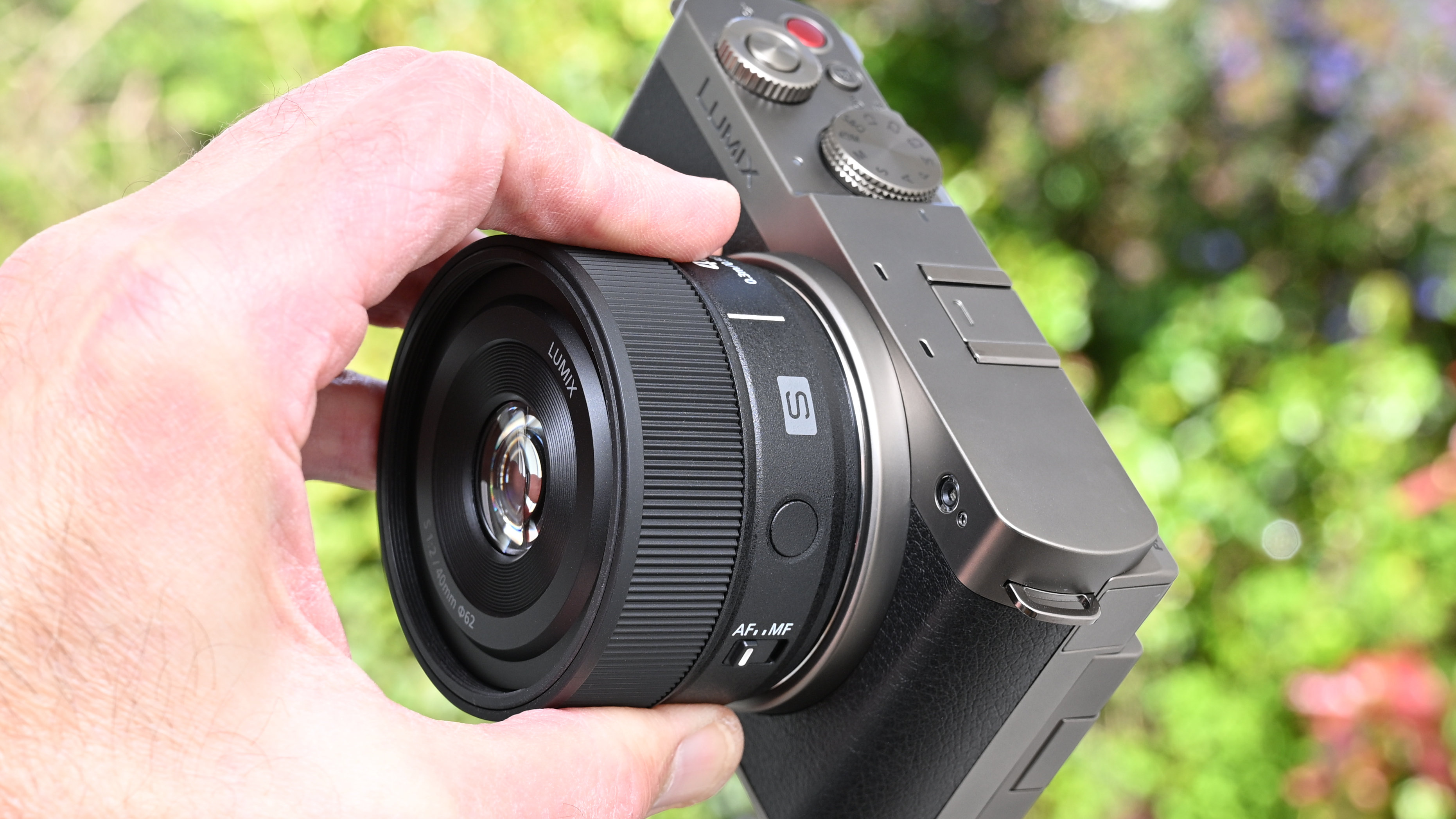 Panasonic Lumix S 40mm f/2 product image