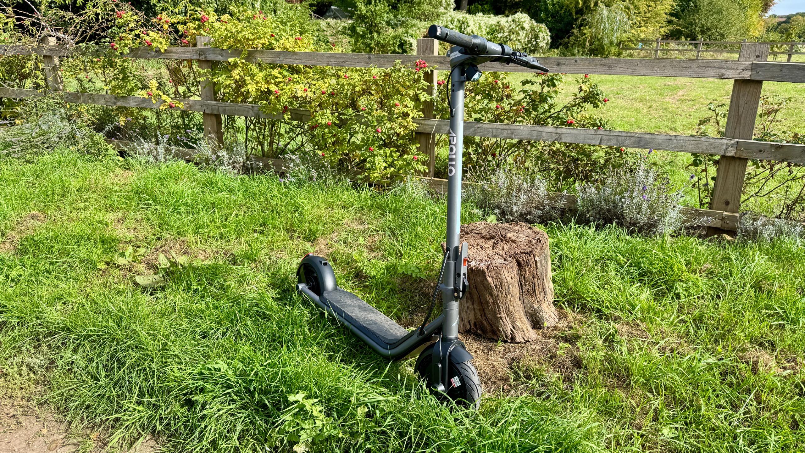 Apollo Dash electric scooter test and review