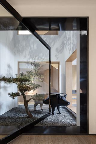 Liang architecture house courtyard