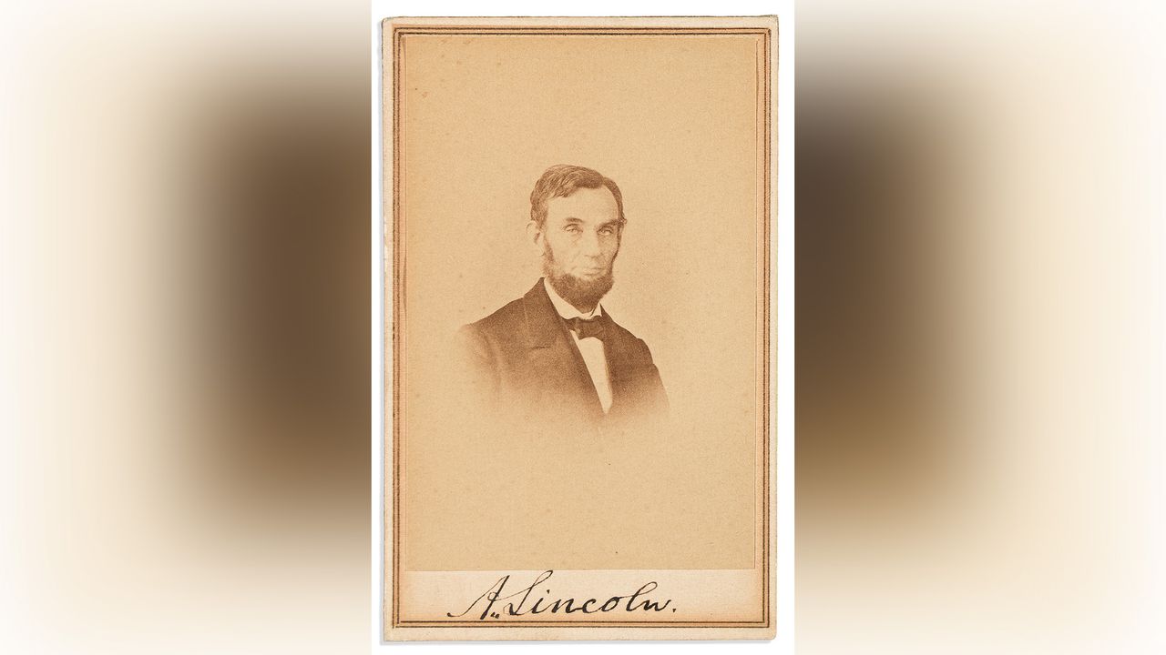 Portrait of Abraham Lincoln.
