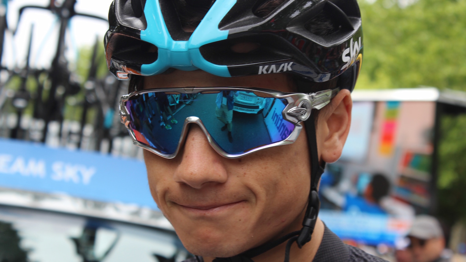 MET Rivale UCI World Tour Team Dimension Data Helmet
