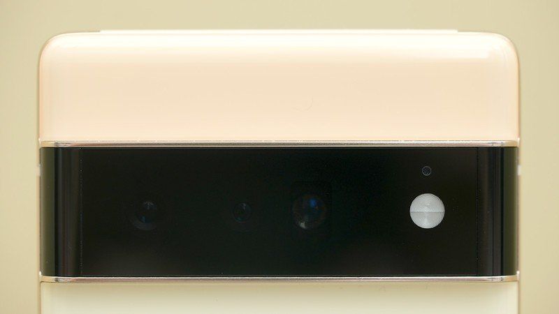 Google Pixel 6 Pro Coming Soon Nyc Display Unit Gold Close