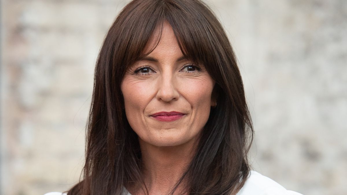 "J'ai chuchoté doucement, je suis sous THS", Davina McCall parle franchement de la honte entourant le THS et de la gestion de la ménopause