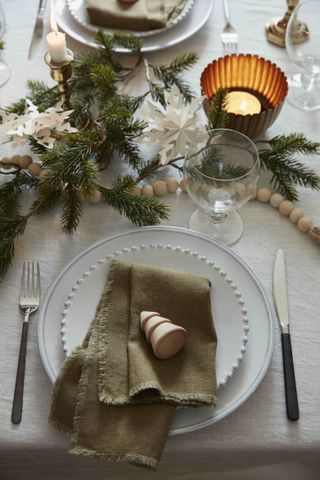 Christmas table with rustic decor