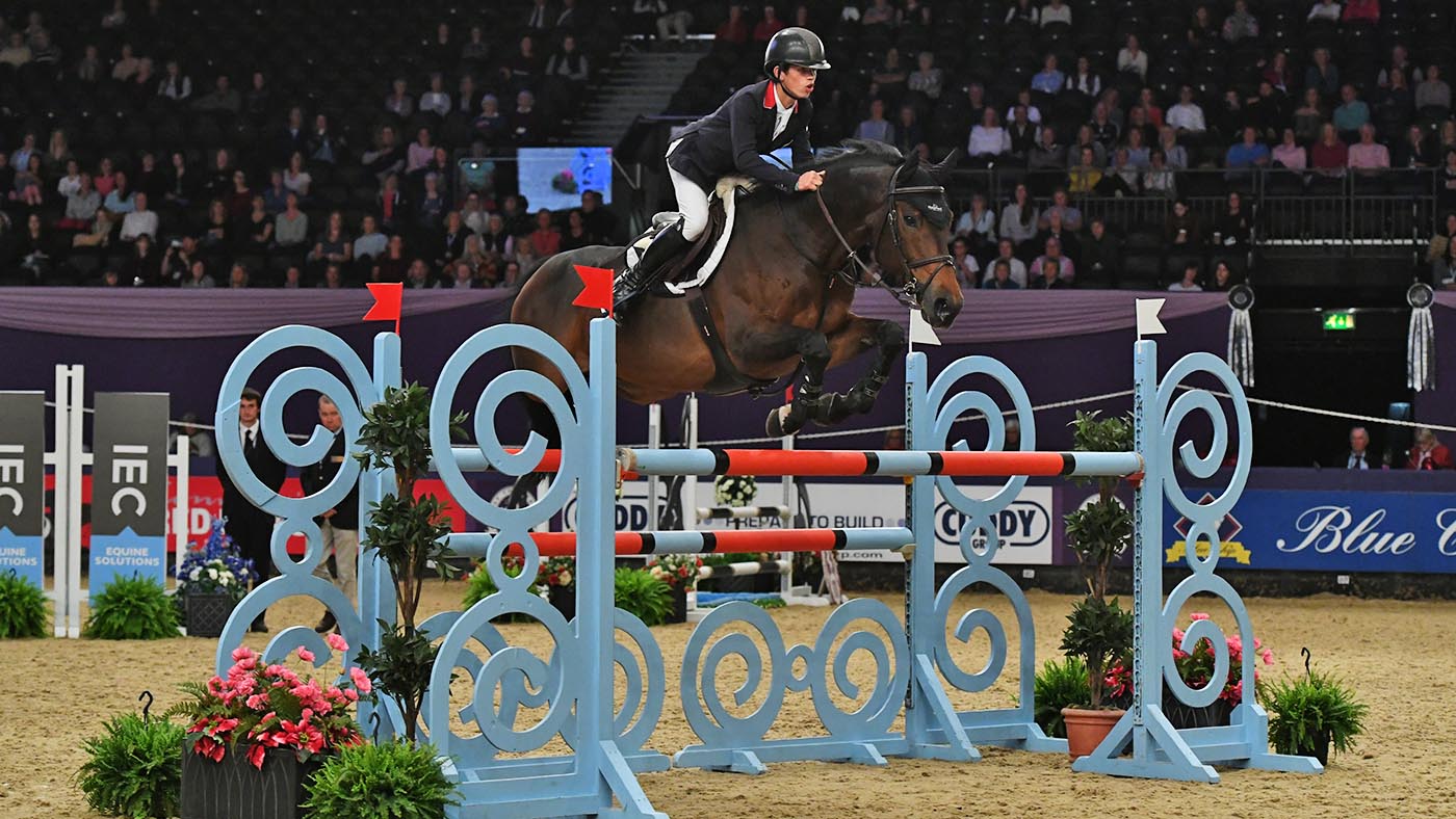 Oliver Tuff riding DARINO B for owner Justin Tuff, winner of the Equitop Myoplast Senior Foxhunter Championships at the Horse of The Year Show 2018 at the NEC near Birmingham in the UK between 2nd- 7th October 2018