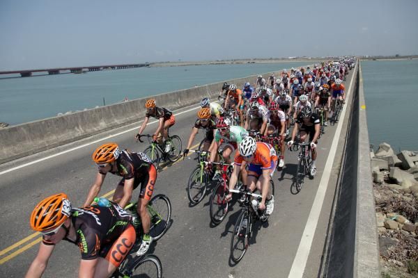 CCC Polsat Polkowice lead the peloton on stage two