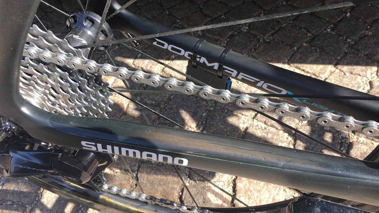 The F10 X-Light has limited decals and paint to further reduce weight