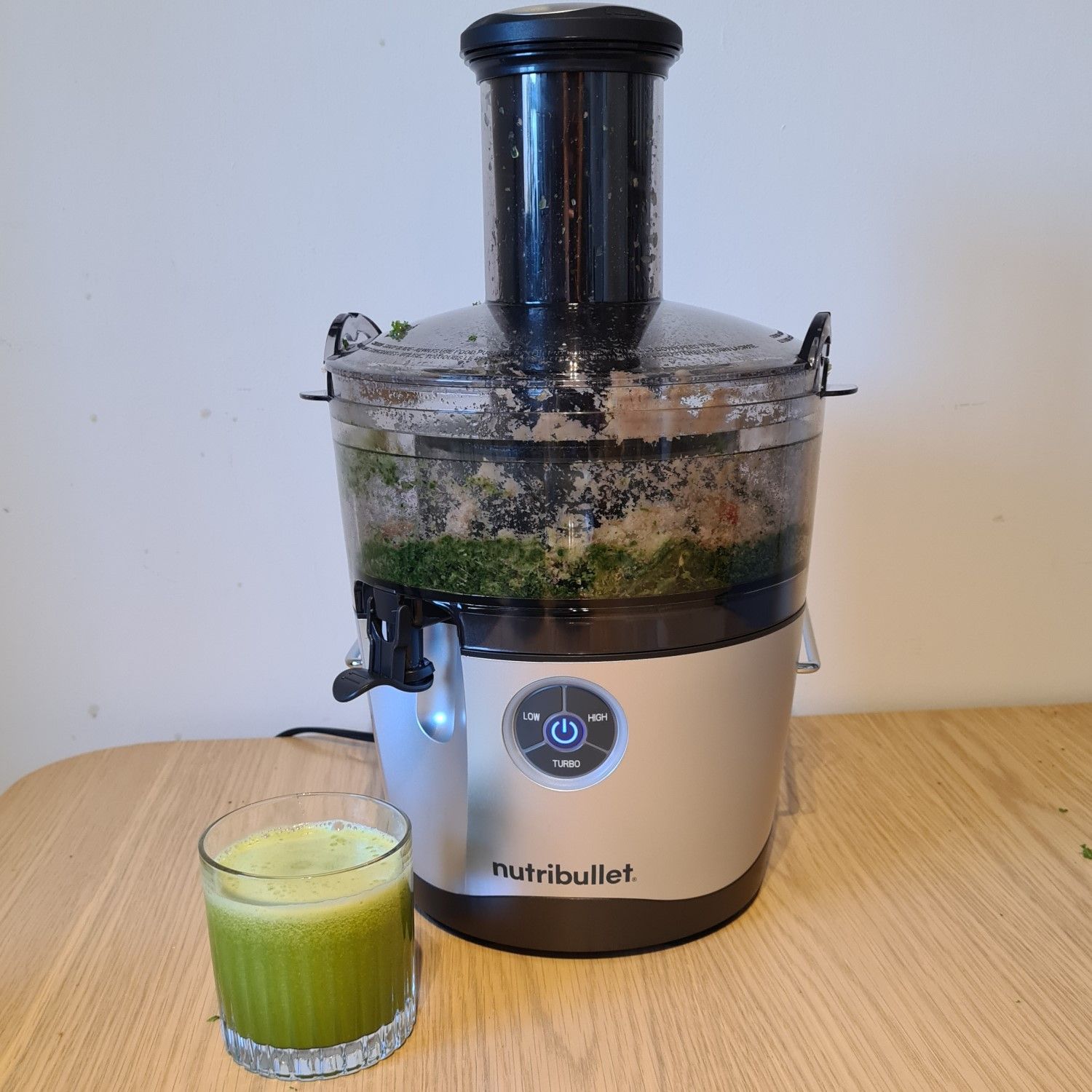 NutriBullet Juicer Pro