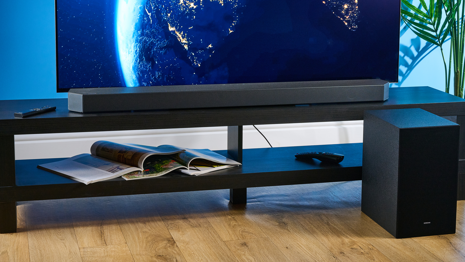 Samsung Q600H photographed in a livingroom 