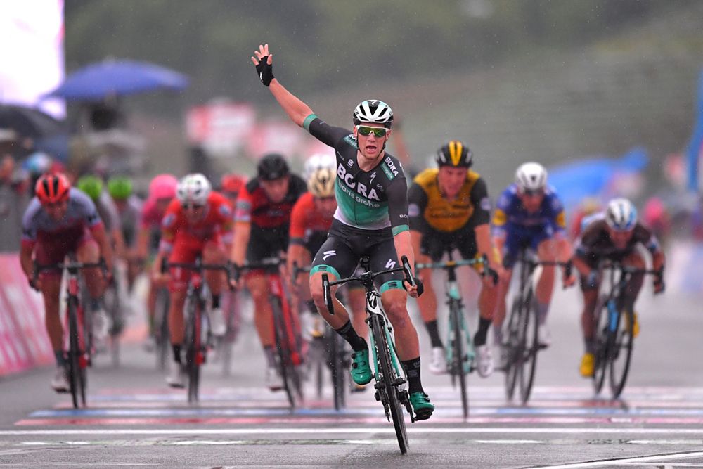 Sam Bennett (Bora-Hansgrohe) wins stage 12 at the Giro d'Italia