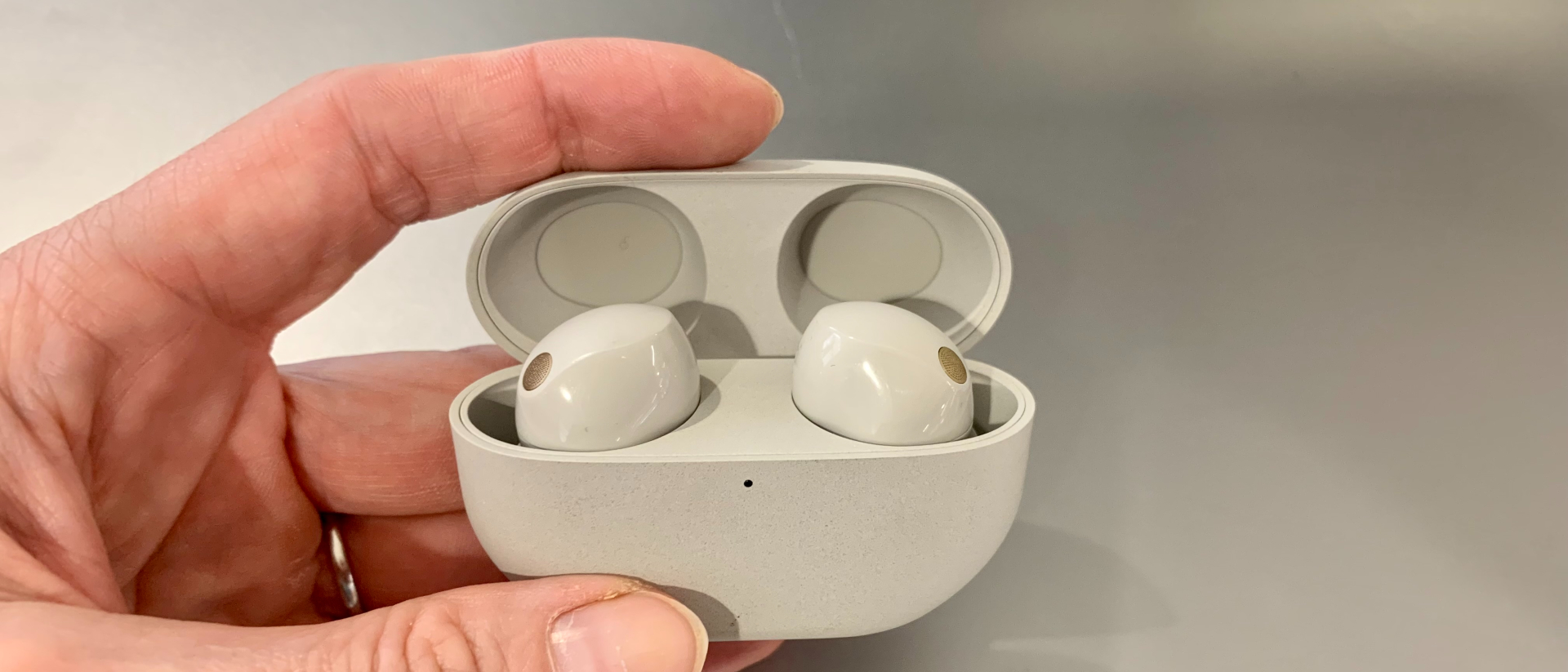 Sony WF-1000XM5 review: Are These Earbuds Worth the Hype? - Heyup